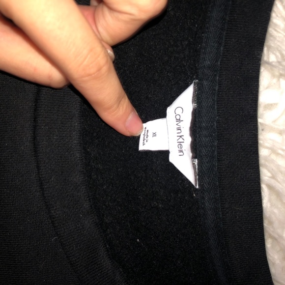Calvin Klein Black crew-neck sweatshirt - Picture 2 of 2